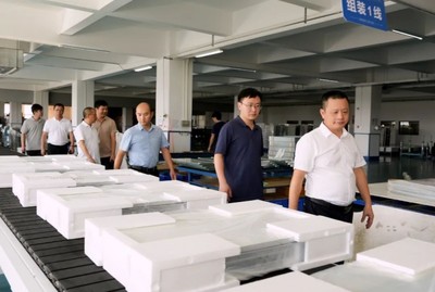 炎陵縣譚宇副縣長、商務(wù)局扶學(xué)勇書記一行蒞臨參觀萊博頓總部工廠