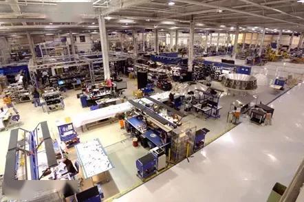 黃志澄 載人龍飛船——創(chuàng)新與風(fēng)險(xiǎn)并存的商業(yè)航天里程碑